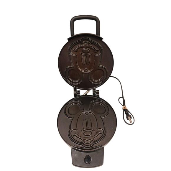 Disney Mickey Mouse Face Waffle Maker Oh Boy! DCM-32 Collectible Cooking Fun New - Picture 2 of 14